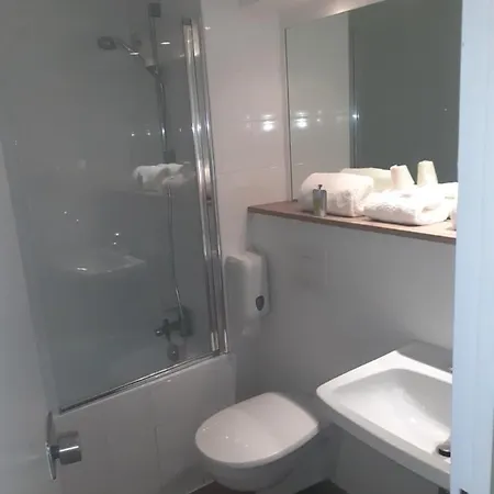 Kyriad - Aeroport Carcassone