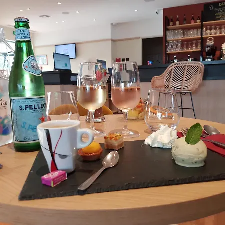 Szálloda Kyriad - Aeroport 3*