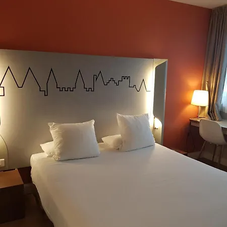 Hotel Kyriad - Aéroport