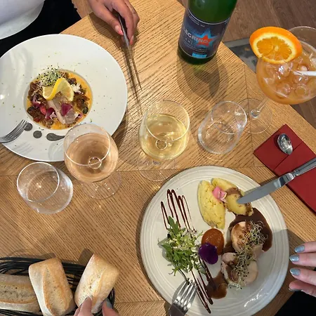 Hotel Kyriad - Aéroport Carcasona