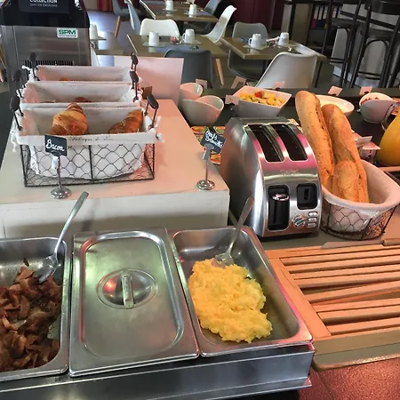 Kyriad - Aéroport Hotel Carcasona