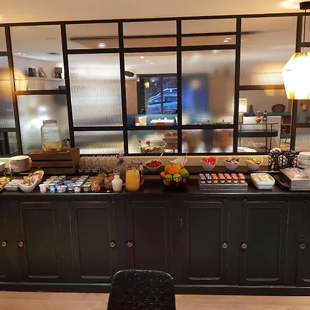 Hotel Kyriad - Aéroport Carcasona