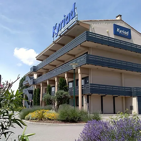 Hotel Kyriad - Aéroport 3*
