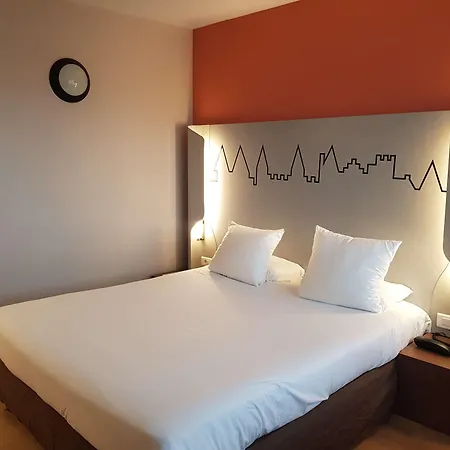 Hotel Kyriad - Aéroport Carcasona