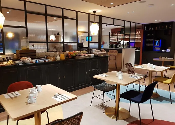 Hotel Kyriad - Aeroport