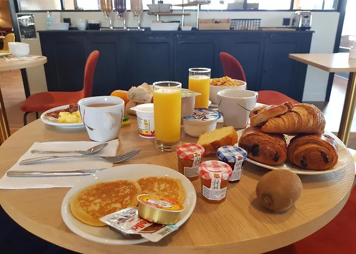 Hotel Kyriad - Aeroport