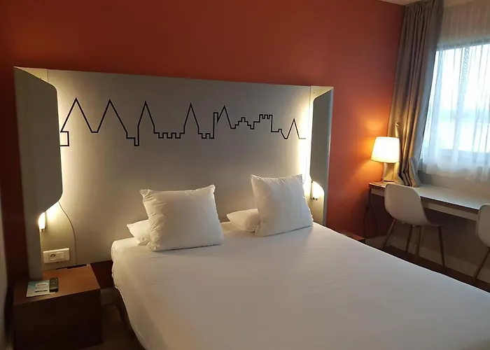 Hotel Kyriad - Aeroport