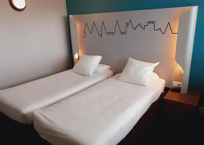 Kyriad - Aeroport 3*