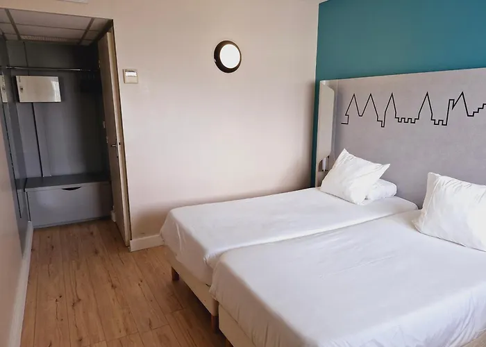 Hotel Kyriad - Aeroport 3*