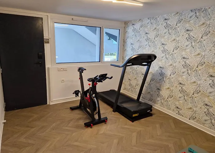 Hotel Kyriad - Aeroport 3*