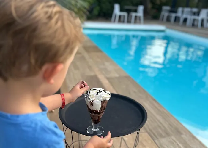 Hotel Kyriad - Aeroport 3*