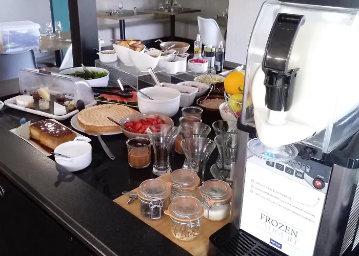 Kyriad - Aeroport 3*