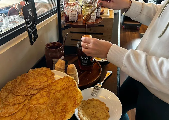 Hotel Kyriad - Aeroport 3*