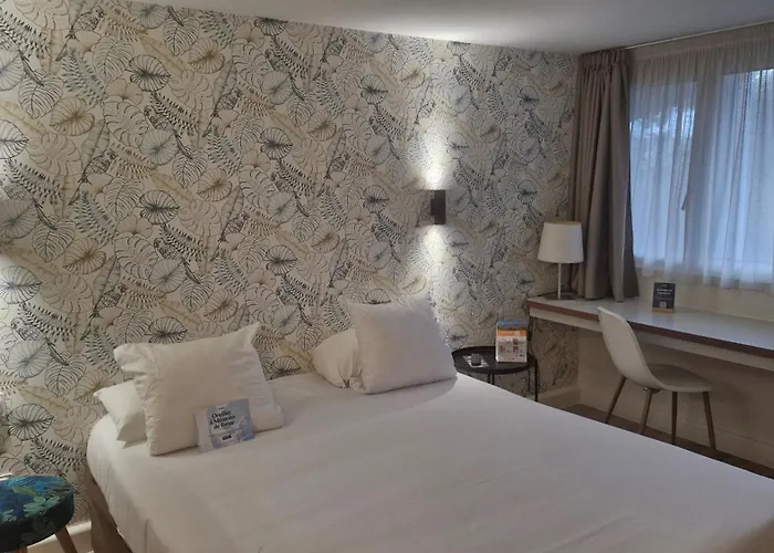 Hotel Kyriad - Aeroport 3*